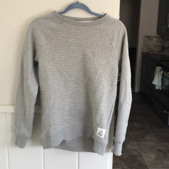 Reebok Sweaters - Reebok sweater